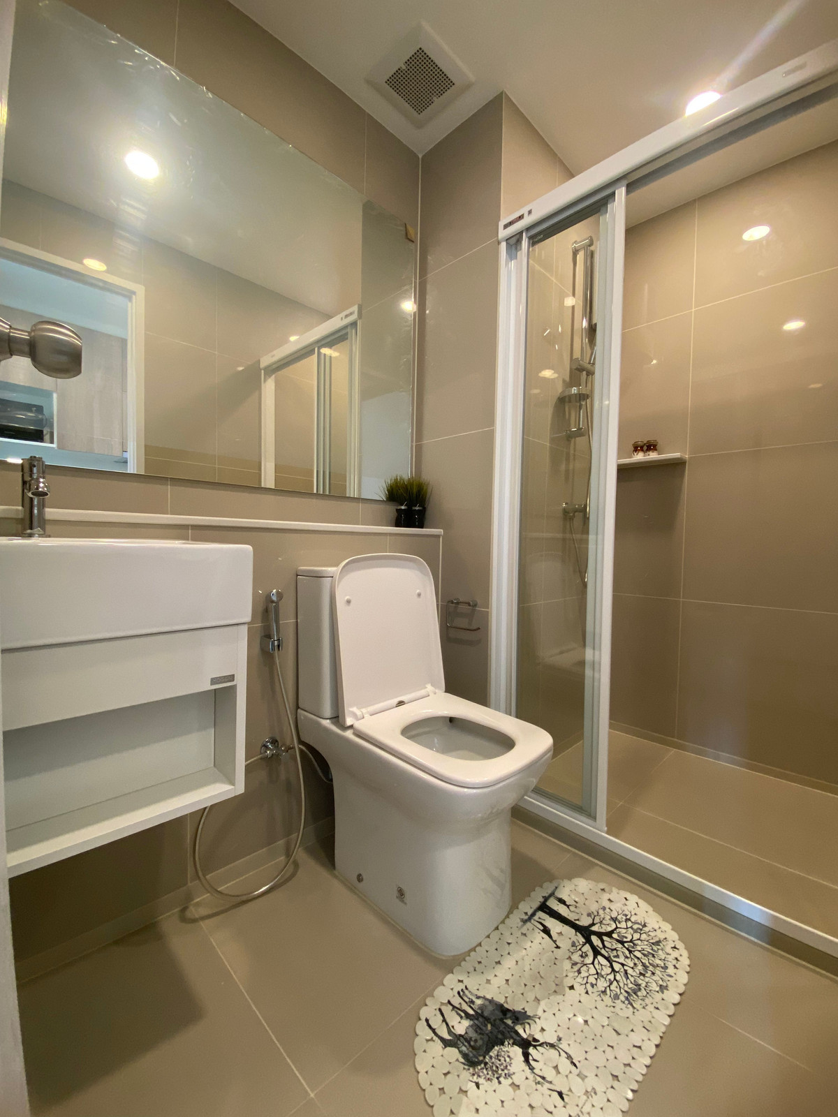 ให้เช่าคอนโดสะพานควาย จตุจักร : ให้เช่า studio 23sq.m Denim จตุจักร เครื่องใช้ไฟฟ้า-เฟอร์ครบ ทำเลดี เดินทางสะดวกทั้งทางด่วน-BTS-MRT