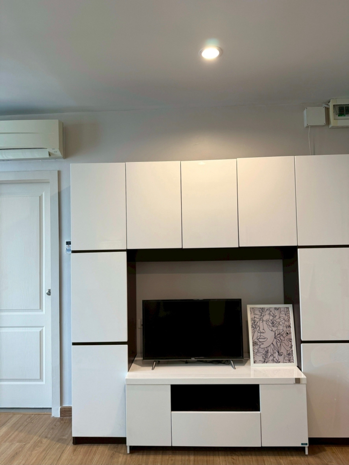 ให้เช่าคอนโดบางซื่อ วงศ์สว่าง เตาปูน : OMG1719  [ เดอะทรี บางโพ สเตชั่น ] ห้องแต่งใหม่ 2 นอน 2 น้ำ - ให้เช่า 9 มี.ค. 69