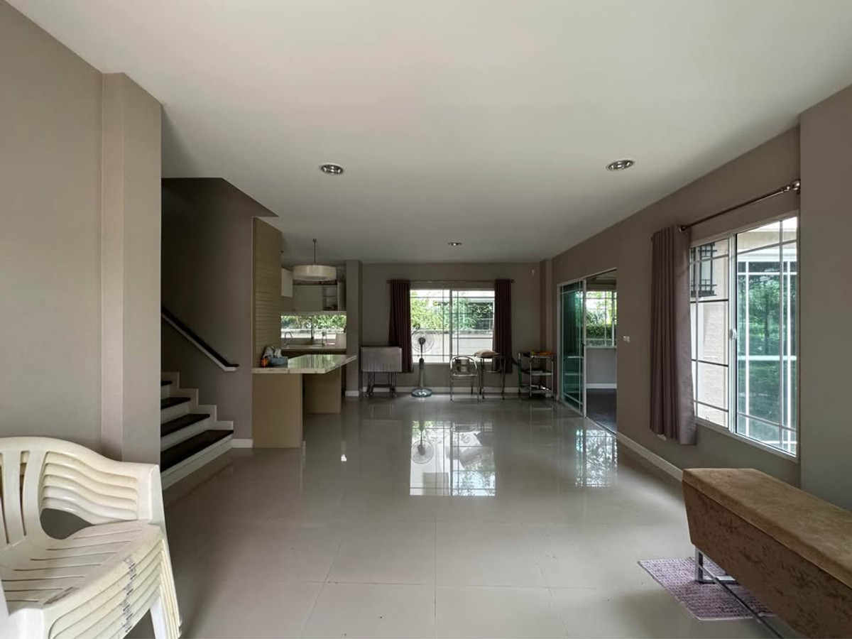 ให้เช่าบ้านพุทธมณฑล ศาลายา : ให้เช่า โครงการหมู่บ้านนันทวัน อุทยาน-อักษะ   -บ้านเดี่ยว 2 ชั้น - ขนาด 87 ตร.ม. - 3 ห้องนอน 3 ห้องน้ำ - ห้องนอนแม่บ้าน + ห้องน้ำแม่บ้าน - ที่จอดรถ 3 คัน