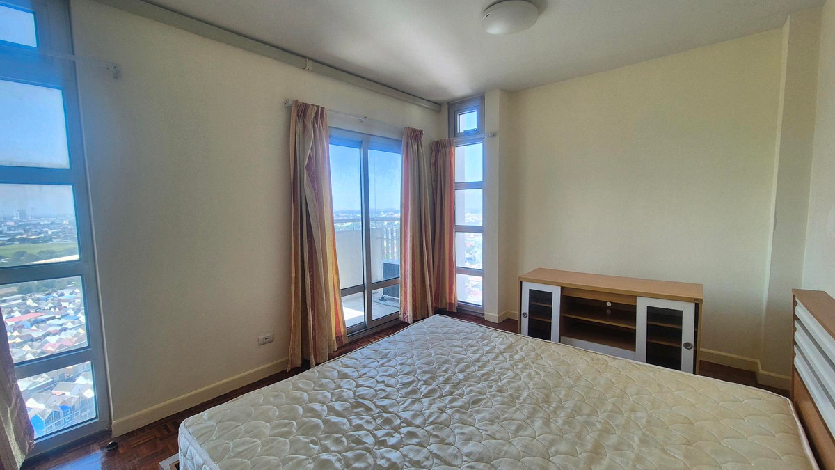 ให้เช่าคอนโดแจ้งวัฒนะ เมืองทอง : ปล่อยเช่าคอนโด ย่านเมืองทอง 3 ห้องนอน 