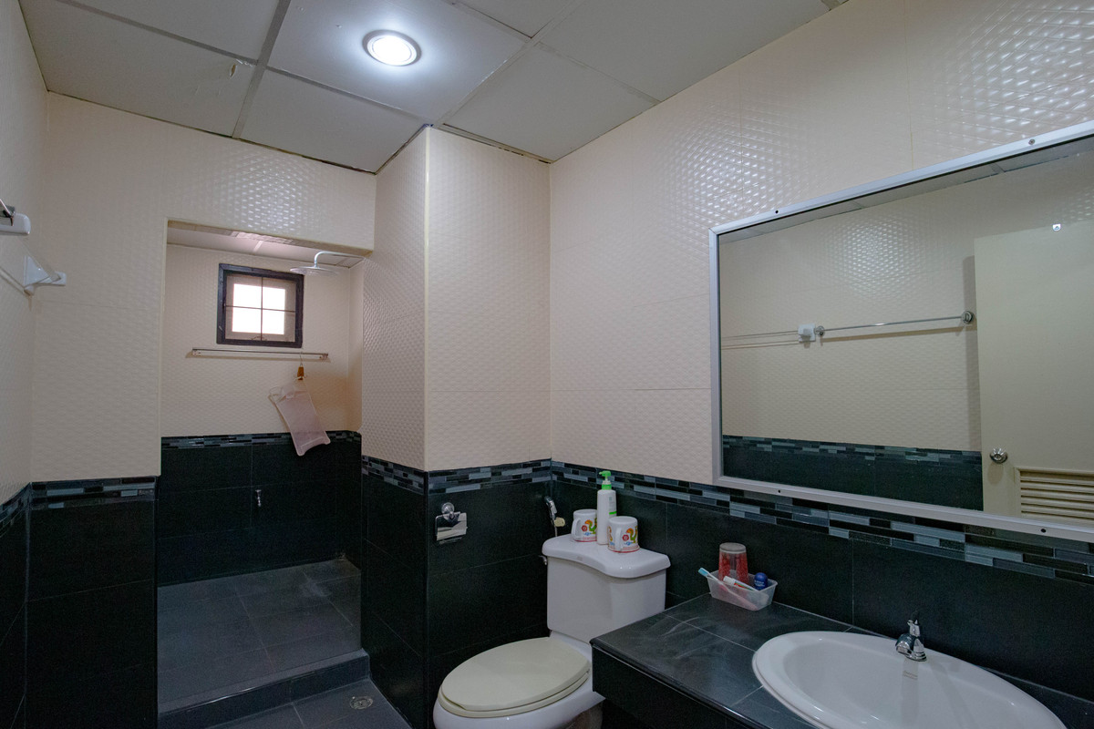 For RentTownhomePattanakan, Srinakarin : 🏡✨ Big house, lots of usable space, Warathorn Ville Village, Phatthanakan 44💢🏡