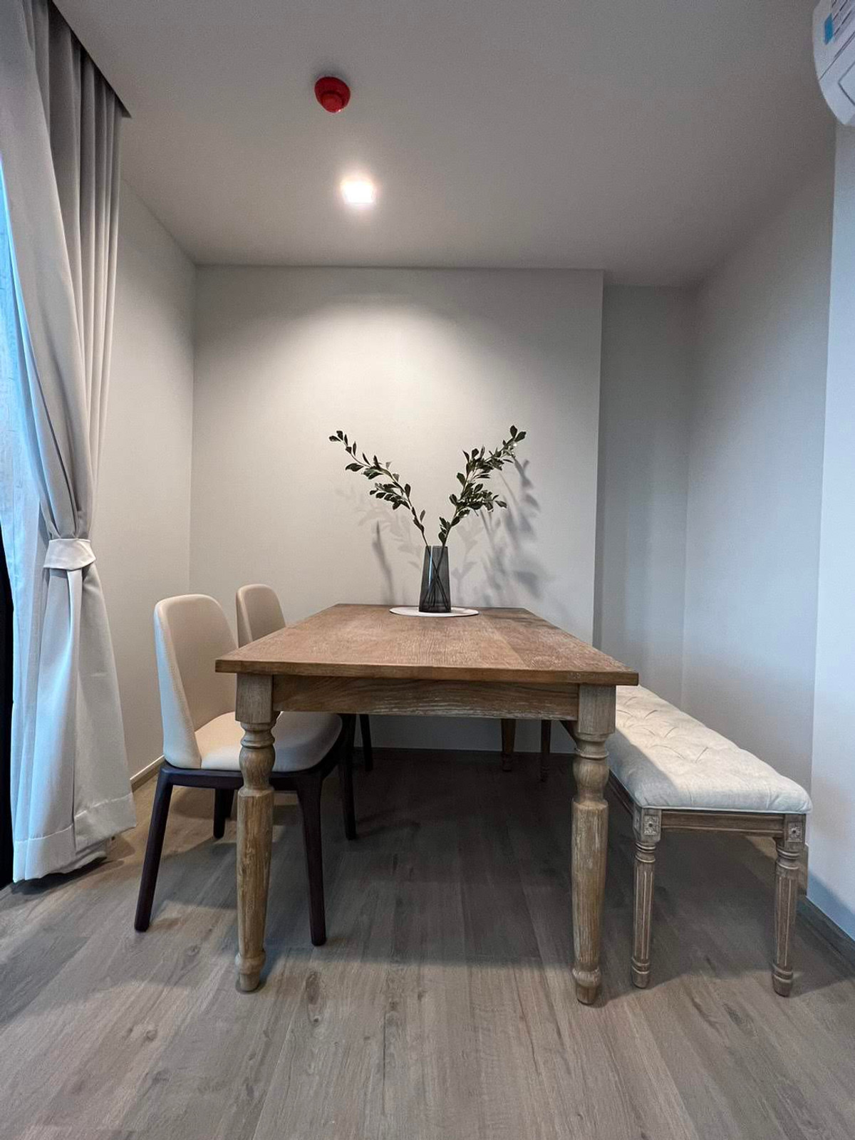 For SaleCondoLadprao, Central Ladprao : Urgent Sale ✨ The Crest Park Residences ✨ Fully furnished and equipped, ready to move in. Near BTS Central Ladprao.