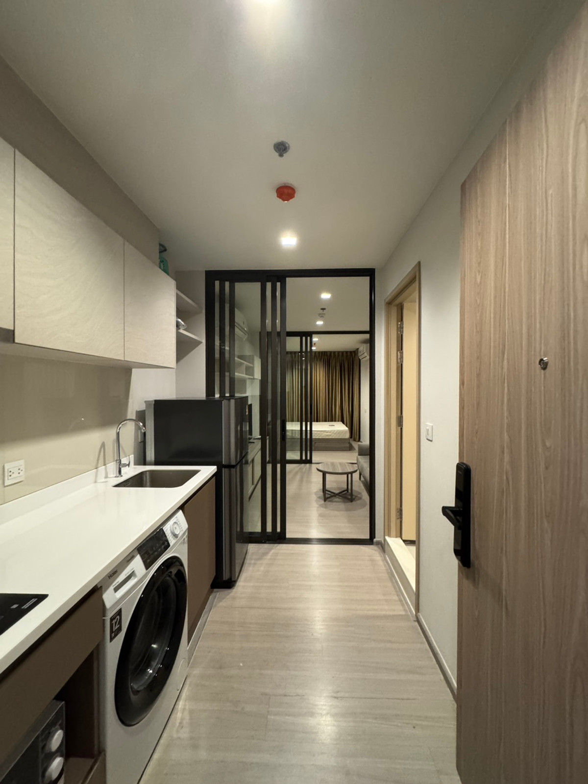 For RentCondoThaphra, Talat Phlu, Wutthakat : Life Sathorn Sierra, beautiful room, 1 bedroom plus, 1 bedroom + 1 office room, ready for rent, please inquire.