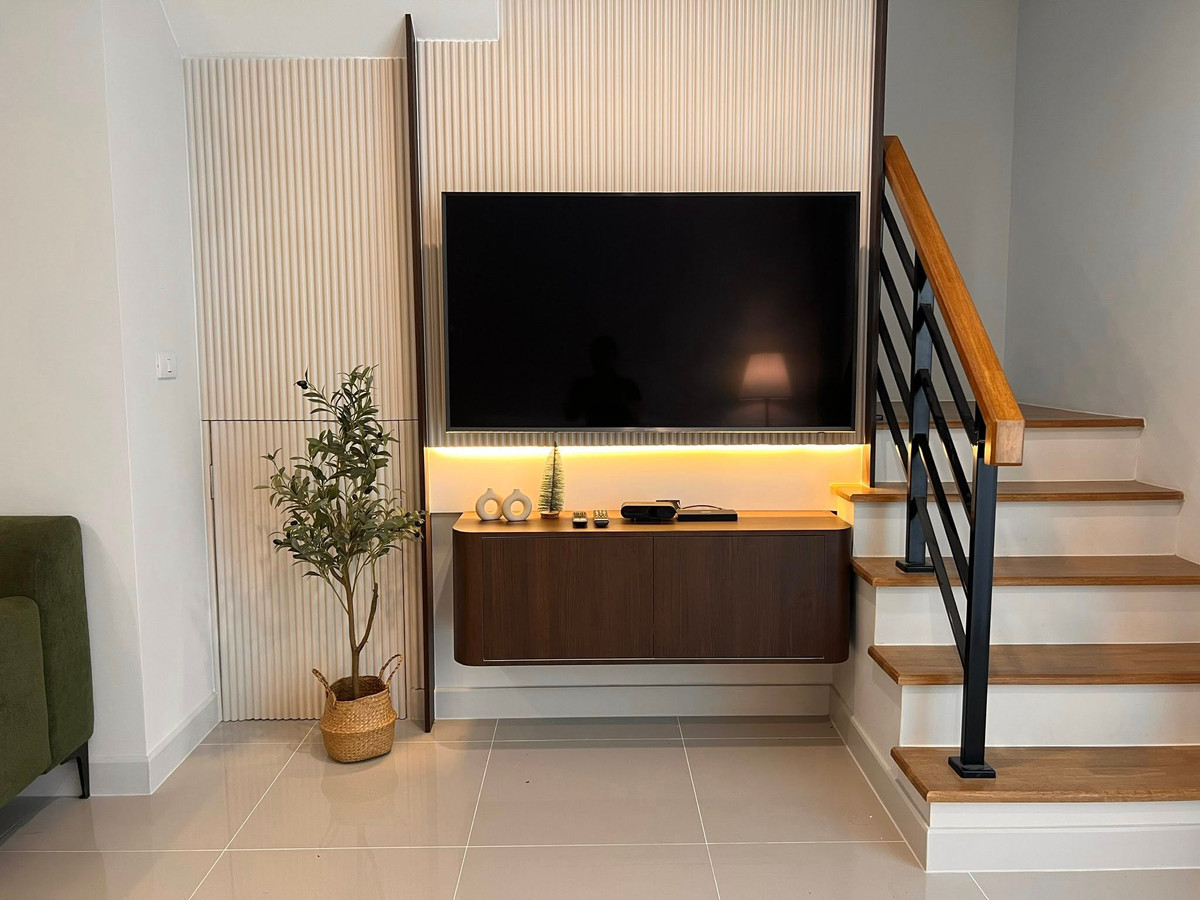 ให้เช่าทาวน์โฮมบางนา แบริ่ง ลาซาล : ให้เช่า ทาวน์โฮม สไตล์ Modern Japandi ใกล้สนามบินสุวรรณภูมิ : โครงการ Pleno Sukhumvit-Bangna 3 : เพียง 5 นาทีถึง Mega Bangna