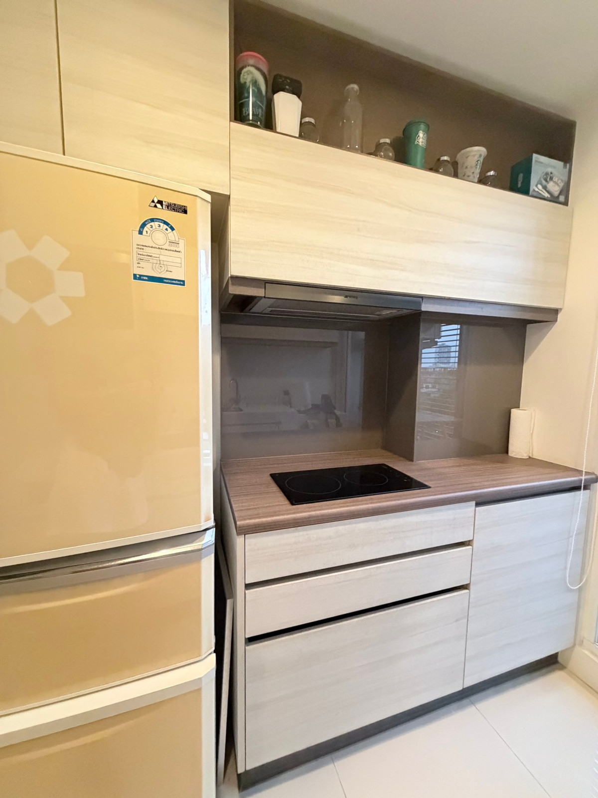 For RentCondoThaphra, Talat Phlu, Wutthakat : The Room Sathorn Taksin near BTS Ponimit, big room 46 sq m. New room, never rented, available for rent.