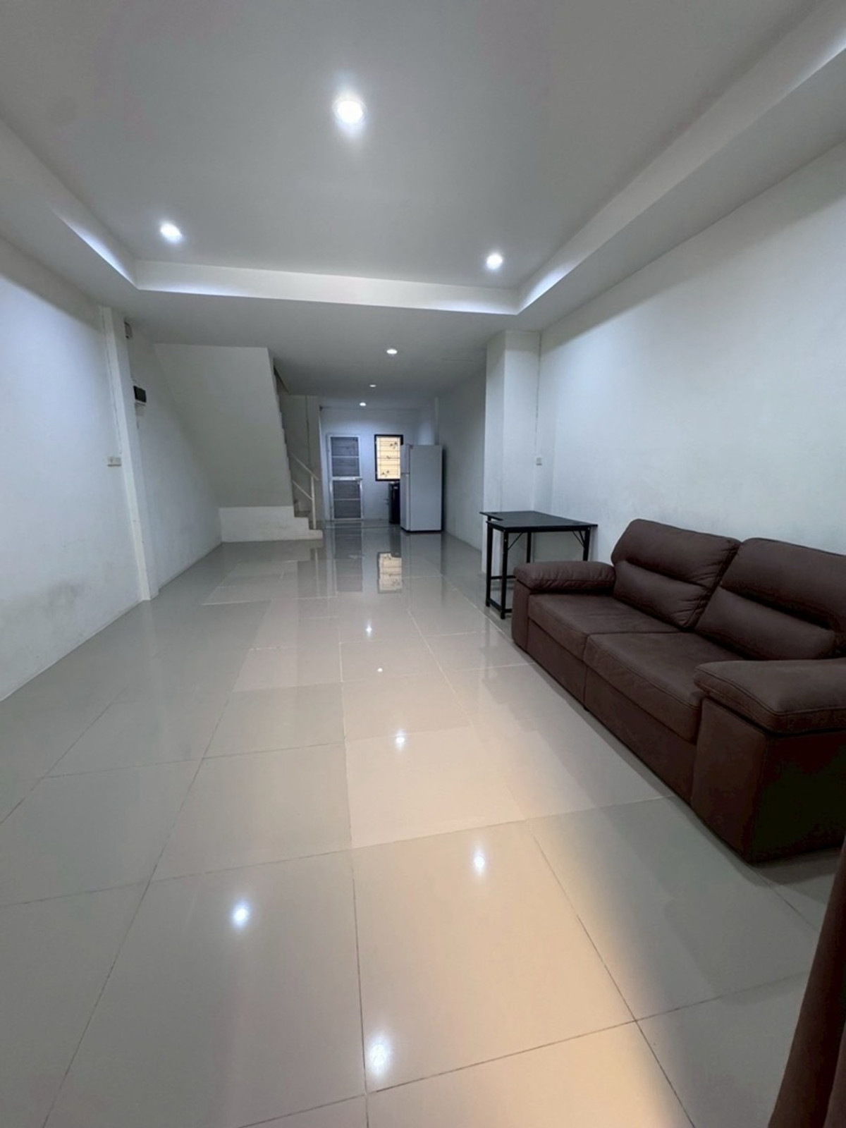 For RentTownhomePattanakan, Srinakarin : 📣Townhouse for rent Prisorn Ville, Soi Sap Bunchai 28, near Kanchana Expressway, BTS Srinakarin, ready to move in 31 March.