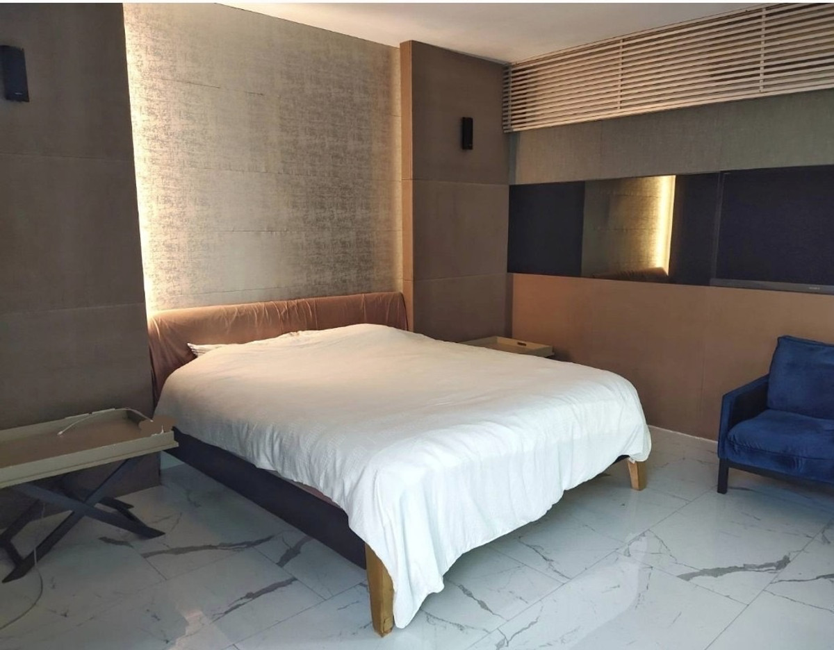 HouseBangna, Bearing, Lasalle : Exclusive Private Residence near Mega Bangna