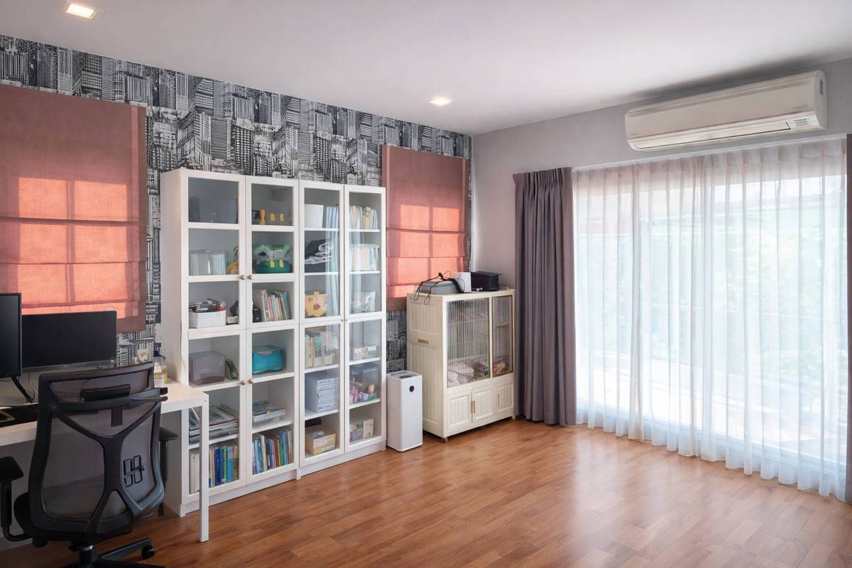 ขายบ้านบางแค เพชรเกษม : 95536 - ขาย บ้านเดี่ยว The Plant บางแค หลังใหญ่ บนถนนเมนของหมู่บ้าน เนื้อที่ 60.2 ตรว. พื้นที่ใช้สอย 194 ตรม.