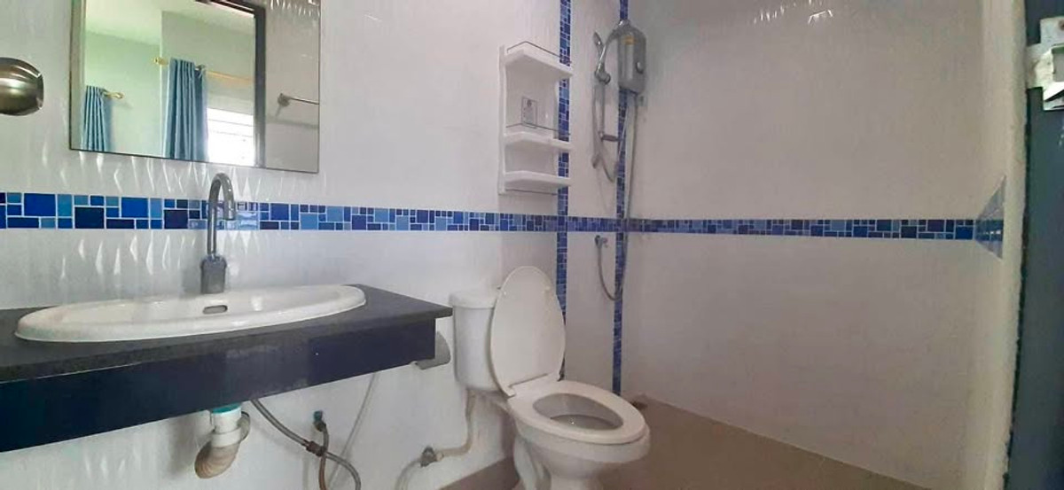 ขายทาวน์โฮมพัทยา บางแสน ชลบุรี สัตหีบ : ทาวน์โฮม หมู่บ้าน พรเทพ การ์เด้น วิลล์ 9 / 3 ห้องนอน (ขาย), Townhome Pornthep Garden Ville 9 / 3 Bedrooms (FOR SALE) BEWN109