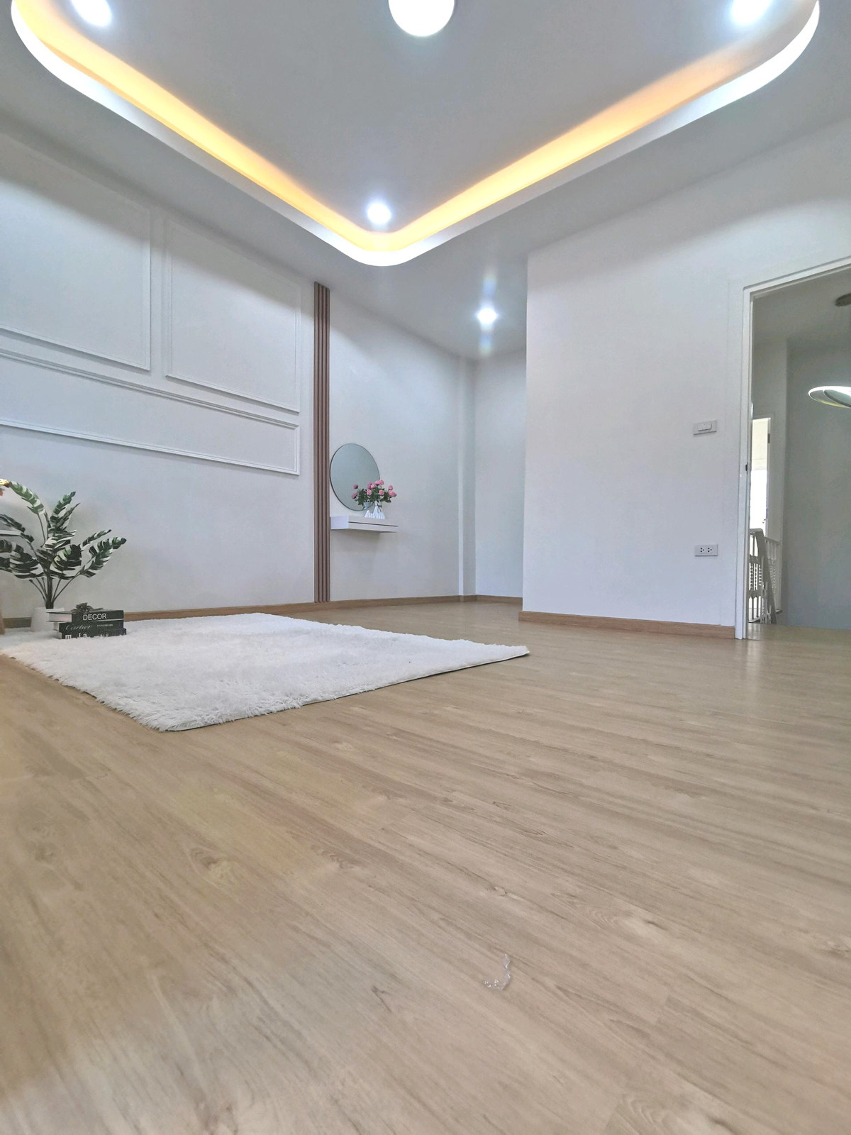 ขายทาวน์โฮมรัชดา ห้วยขวาง : HK0656♚ขาย ทาวน์เฮ้าส์ 3 ห้องนอน⚝ห้วยวาง♜MRT ห้วยขวาง∞099-5919653,065-9423251▚Line@sureresidence