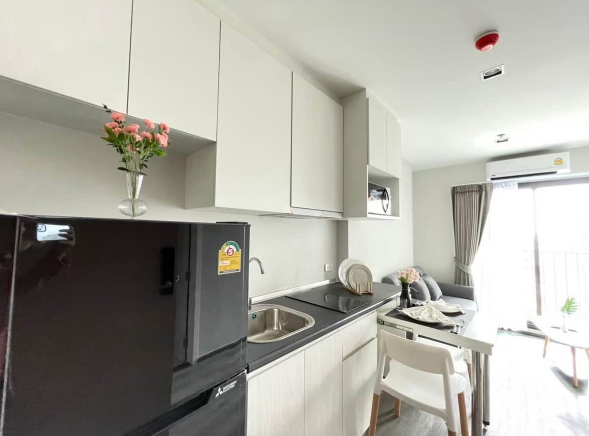 For RentCondoPattanakan, Srinakarin : For rent: Rich Park@Triple Station Rama 9.