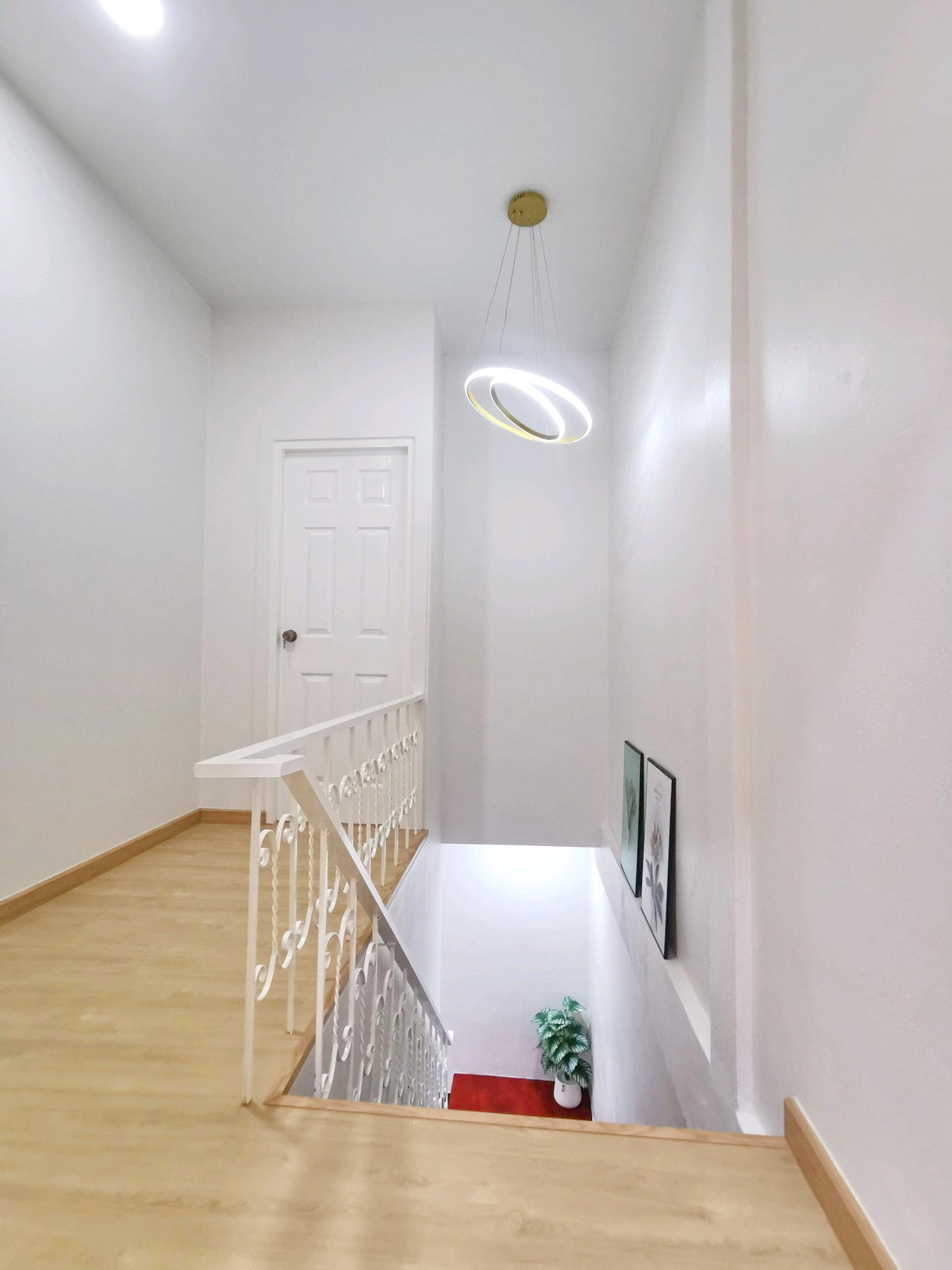 ขายทาวน์โฮมรัชดา ห้วยขวาง : HK0656♚ขาย ทาวน์เฮ้าส์ 3 ห้องนอน⚝ห้วยวาง♜MRT ห้วยขวาง∞099-5919653,065-9423251▚Line@sureresidence