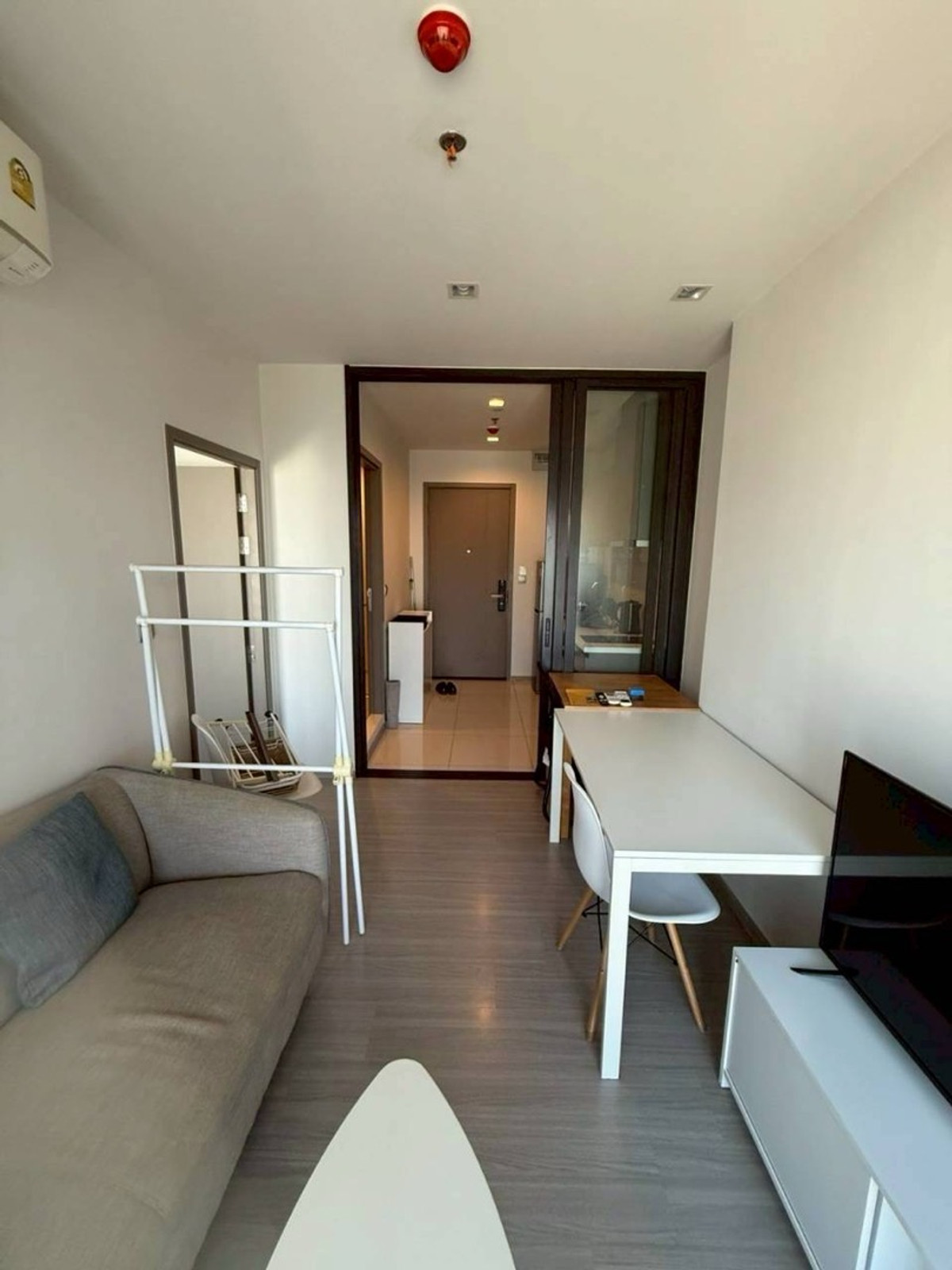 For RentCondoRama9, Petchburi, RCA : Life Asoke Hype for rent