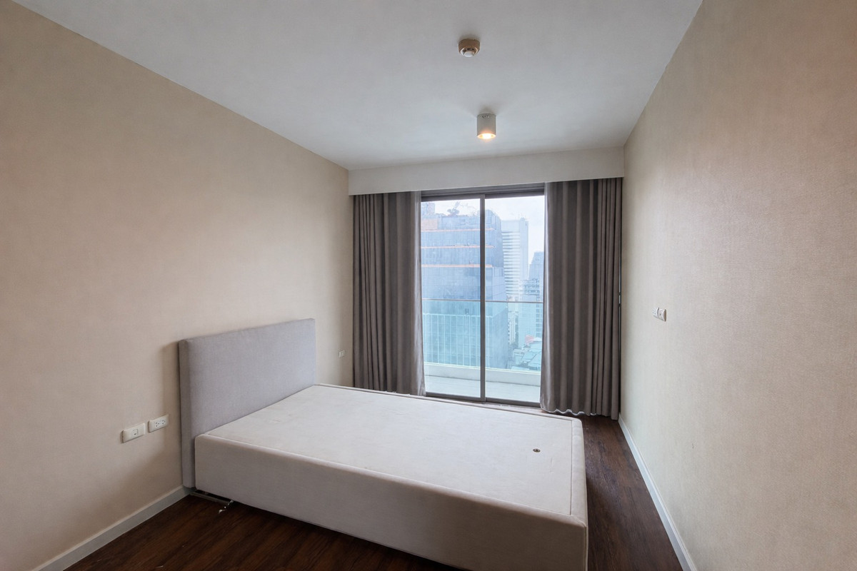 ให้เช่าคอนโดสีลม ศาลาแดง บางรัก : Special Deal 🔥 ให้เช่า Siamese Surawong ห้องสวยมาก ขนาดใหญ่ ตกแต่งครบพร้อมอยู่ ราคานี้หายากมาก ‼️