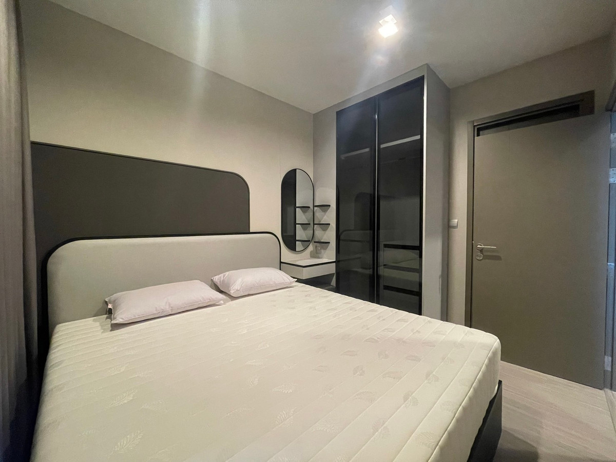 ให้เช่าคอนโดพระราม 9 เพชรบุรีตัดใหม่ RCA : Life Asoke Hype ห้อง1 bed plus ว่างพร้อมให้เช่า, Fully Furnished, สอบถามได้เลยครับ 