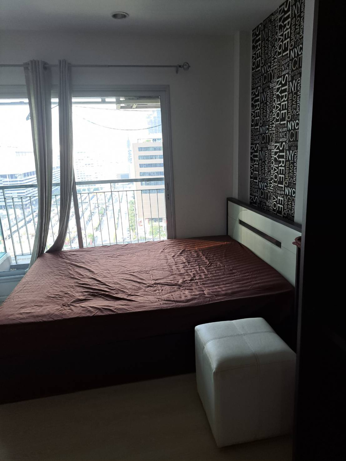 ให้เช่าคอนโดพระราม 9 เพชรบุรีตัดใหม่ RCA : ให้เช่า Aspire Rama 9 ห้องกว้าง 39 ตรม. ราคาดี! เพียง 14,500/เดือน