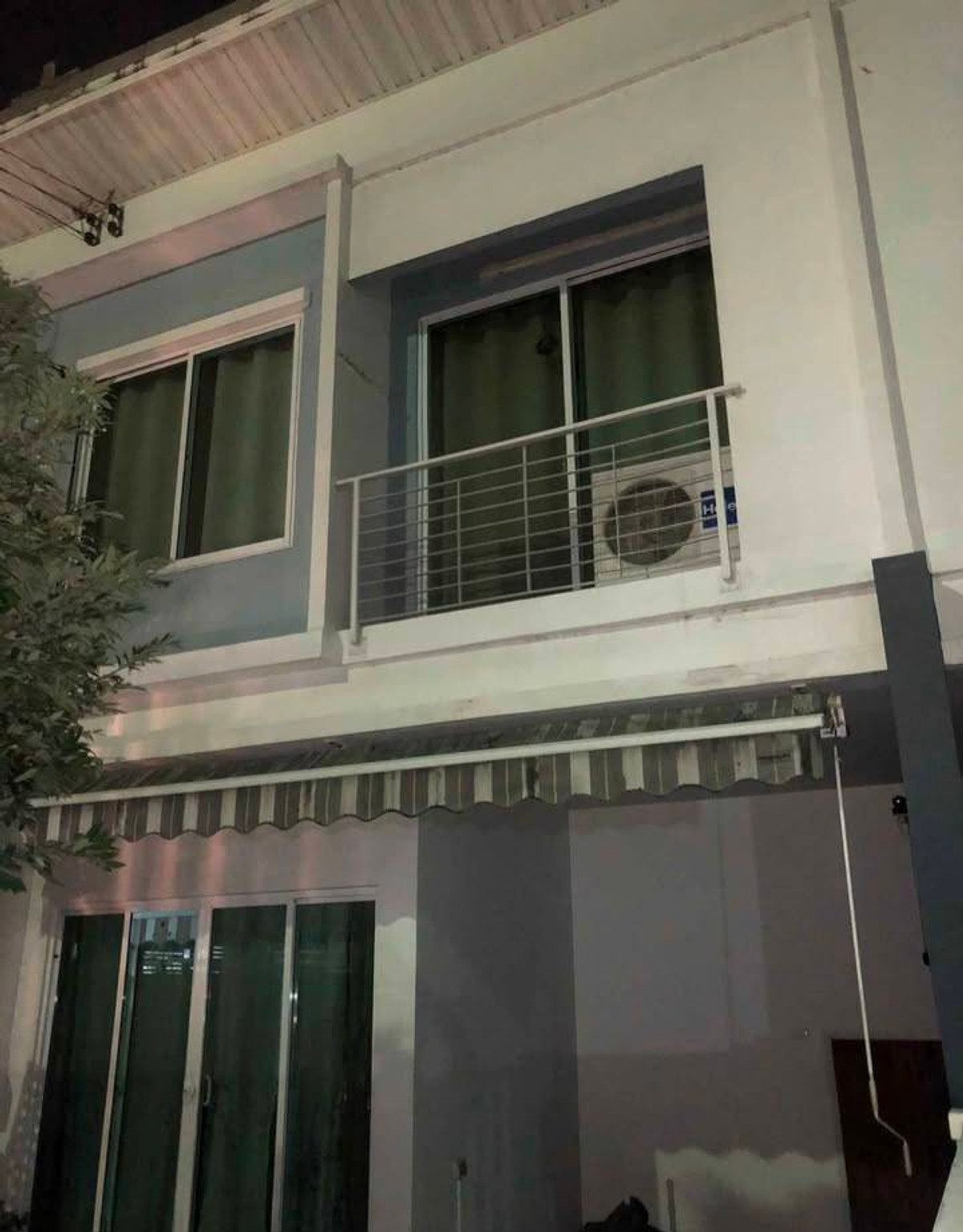 For RentTownhomeRama5, Ratchapruek, Bangkruai : Townhome for rent Pleno Rama 5-Pinklao Fully furnished Ready to move in Location near the city of Pinklao, Ratchaphruek, near EGAT, near the Skytrain.