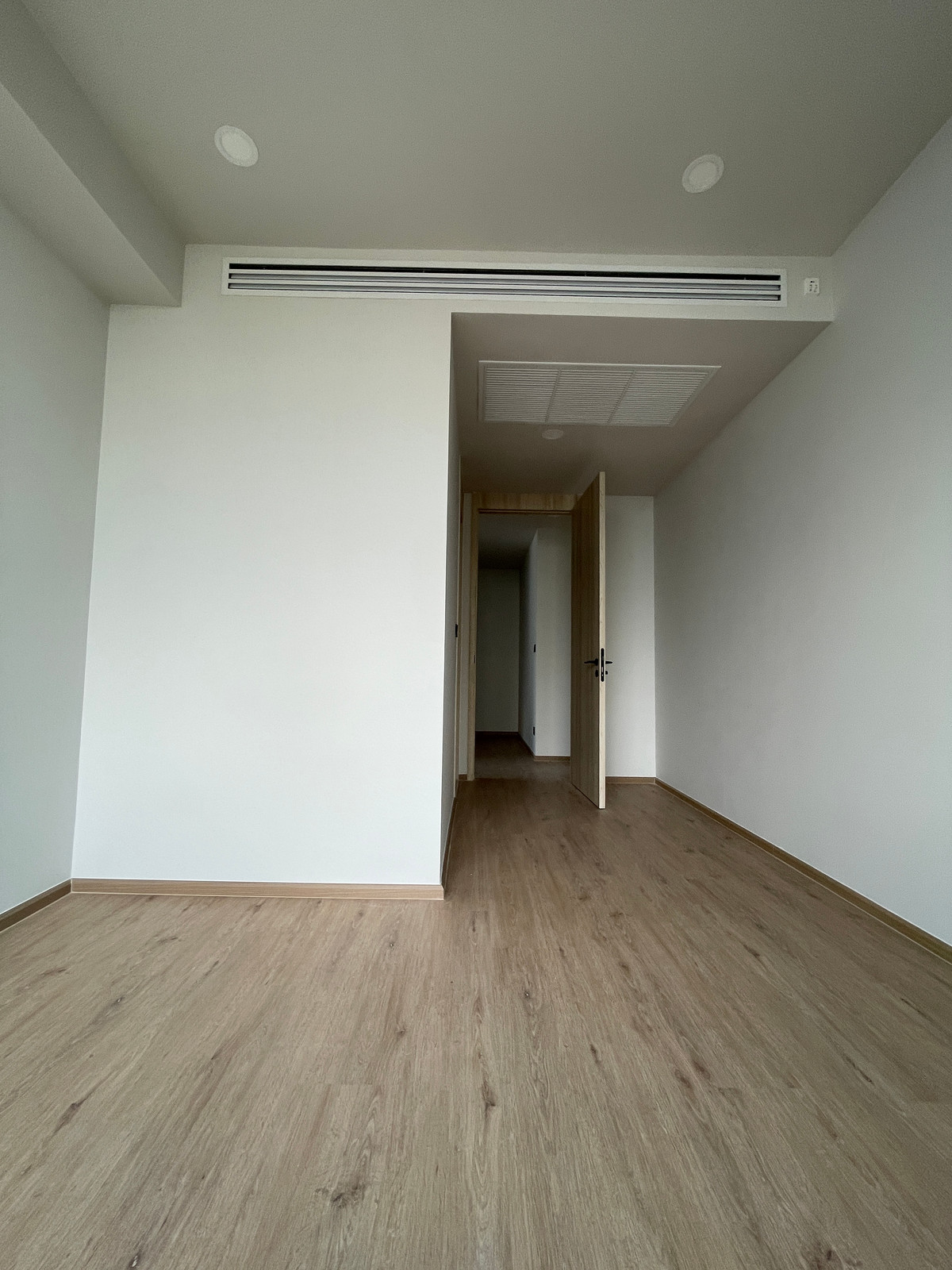 For SaleCondoAri,Anusaowaree : [Urgent sale!] Master Penthouse 89 sq m @Aritier Ari | 150% parking, maximum privacy in Ari! 