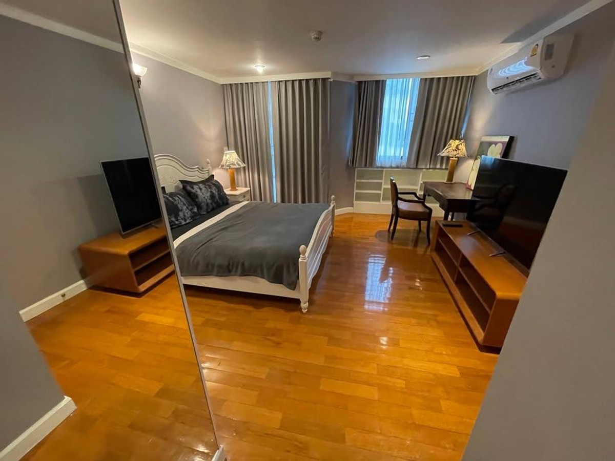 For SaleCondoSukhumvit, Asoke, Thonglor : LTH14614 – Condo for Sale | Supalai Place Sukhumvit 39 | 142 sqm | 2 Beds 1 Bath | Near BTS Phrom Phong | 20.77 MB | Condo for sale Supalai Place Sukhumvit 39