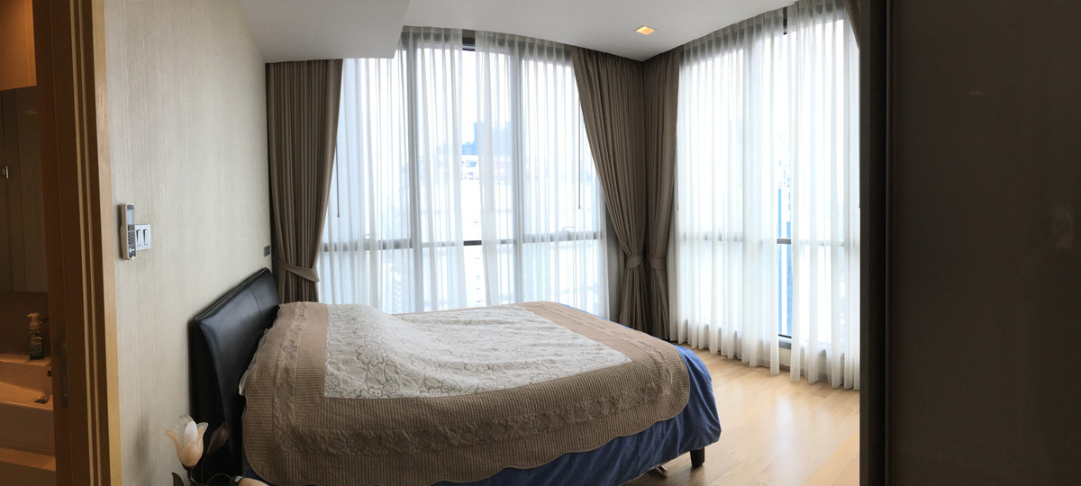 For RentCondoNana, North Nana,Sukhumvit13, Soi Nana : Best Price 🔥 For rent, Hyde Sukhumvit 13, very nice room, beautifully decorated, very good price, high floor, city view.