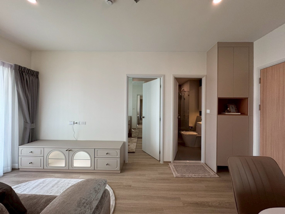 ขายคอนโดปิ่นเกล้า จรัญสนิทวงศ์ : ขาย ลุมพินี วิลล์ จรัญ ไฟฉาย 2ห้องนอน 1ห้องน้ำ 44ตรม ห้องใหม่ มือหนึ่ง ฟรีแอร์ คอนโดใกล้ MRT จรัญ13 MRT ไฟฉาย รพ.ศิริราช