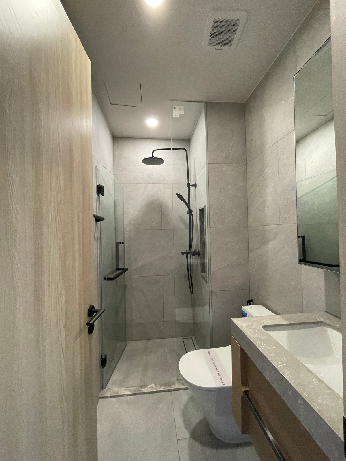 For SaleCondoAri,Anusaowaree : [Urgent sale!] Master Penthouse 89 sq m @Aritier Ari | 150% parking, maximum privacy in Ari! 