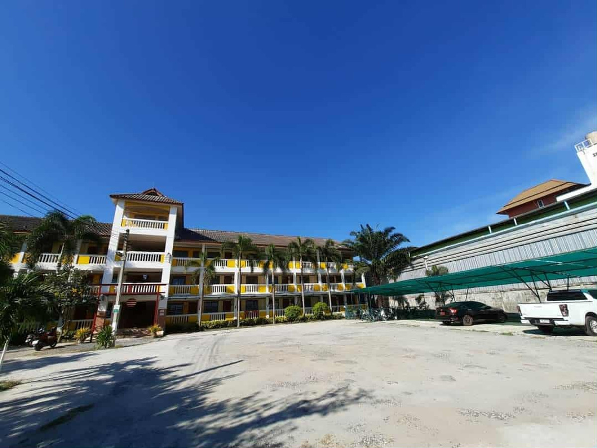 For SaleHotel&Apartment BusinessChachoengsao : Apartment business for sale , 114 Rooms , Near Gateway Industrial Estate