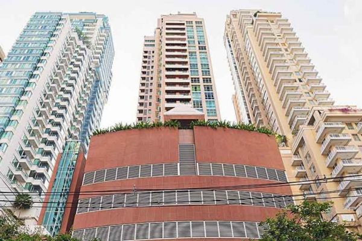 For RentCondoWitthayu, Chidlom, Langsuan, Ploenchit : Luxury 3-bedroom in the heart of Chidlom!Rent Grand Langsuan, size 150 sqm, for only 80,000 THB/month