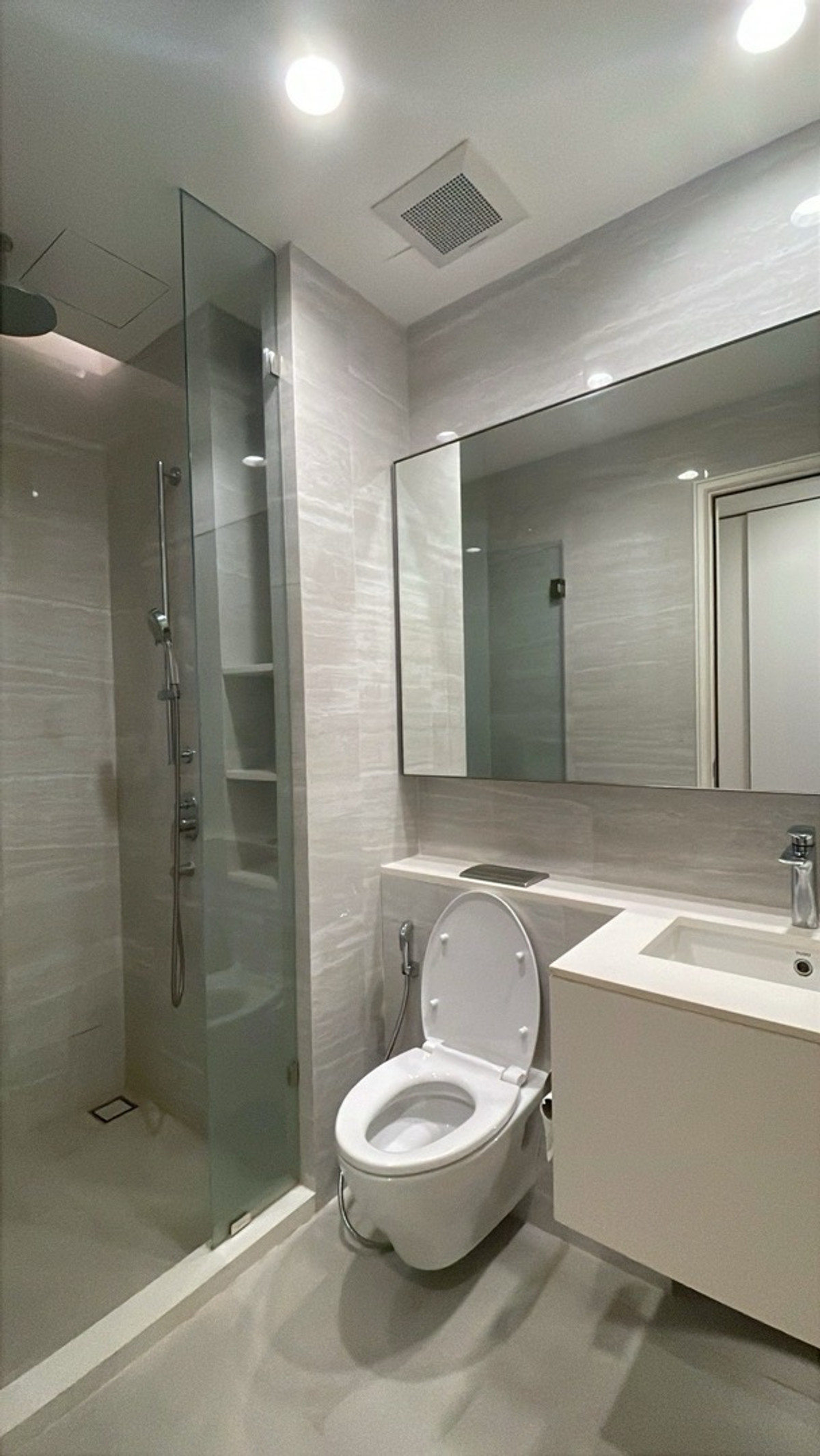 For RentCondoSathorn, Narathiwat : ✨Anil sathorn12 ｜popular condo