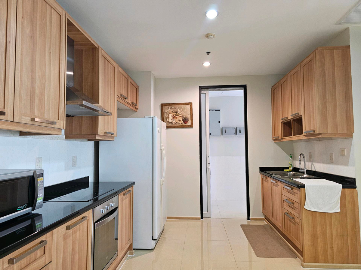 For RentCondoSukhumvit, Asoke, Thonglor : เดอะ เมดิสัน สุขุมวิท 41 ห้องเช่า 2 นอน 2 น้ำ พื้นที่ 118 ตรม ค่าเช่า 85,000 ต่อเดือน สนใจโทร น้อง 096-2615656 พร้อมให้นัดหมายเข้าชมทุกวัน

The Madison Sukhumvit 41  for Rent 2bed 2 bath 118 Sq,m Rental price 75k per month call Nong 096-2615656 Ready to t