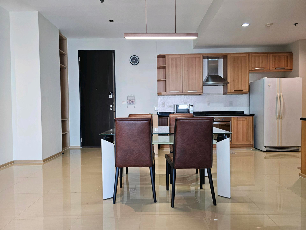 For RentCondoSukhumvit, Asoke, Thonglor : เดอะ เมดิสัน สุขุมวิท 41 ห้องเช่า 2 นอน 2 น้ำ พื้นที่ 118 ตรม ค่าเช่า 85,000 ต่อเดือน สนใจโทร น้อง 096-2615656 พร้อมให้นัดหมายเข้าชมทุกวัน

The Madison Sukhumvit 41  for Rent 2bed 2 bath 118 Sq,m Rental price 75k per month call Nong 096-2615656 Ready to t