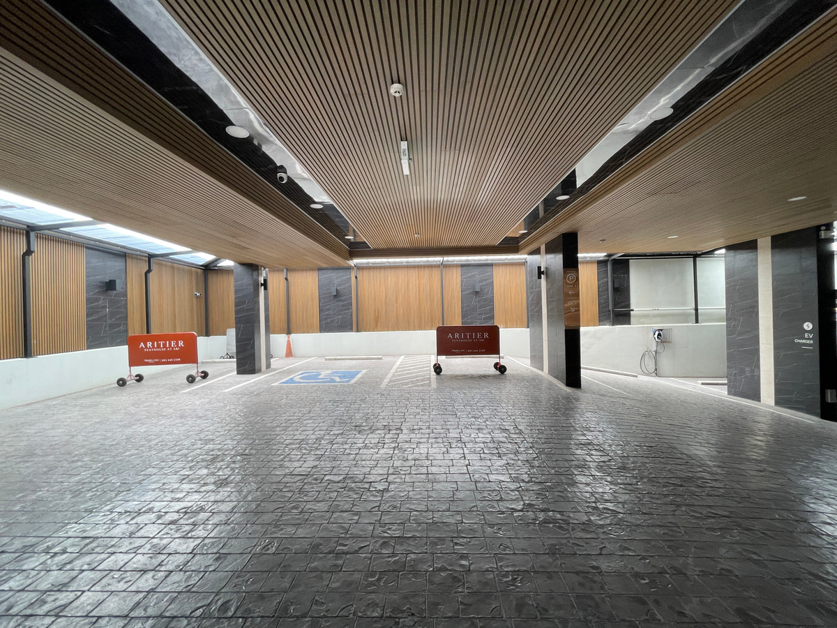 For SaleCondoAri,Anusaowaree : [Urgent sale!] Rare Item in the heart of Ari @Aritier Ari | Penthouse 75 sq m., 150% parking, highest level of privacy! Experience a superior life in the area. 