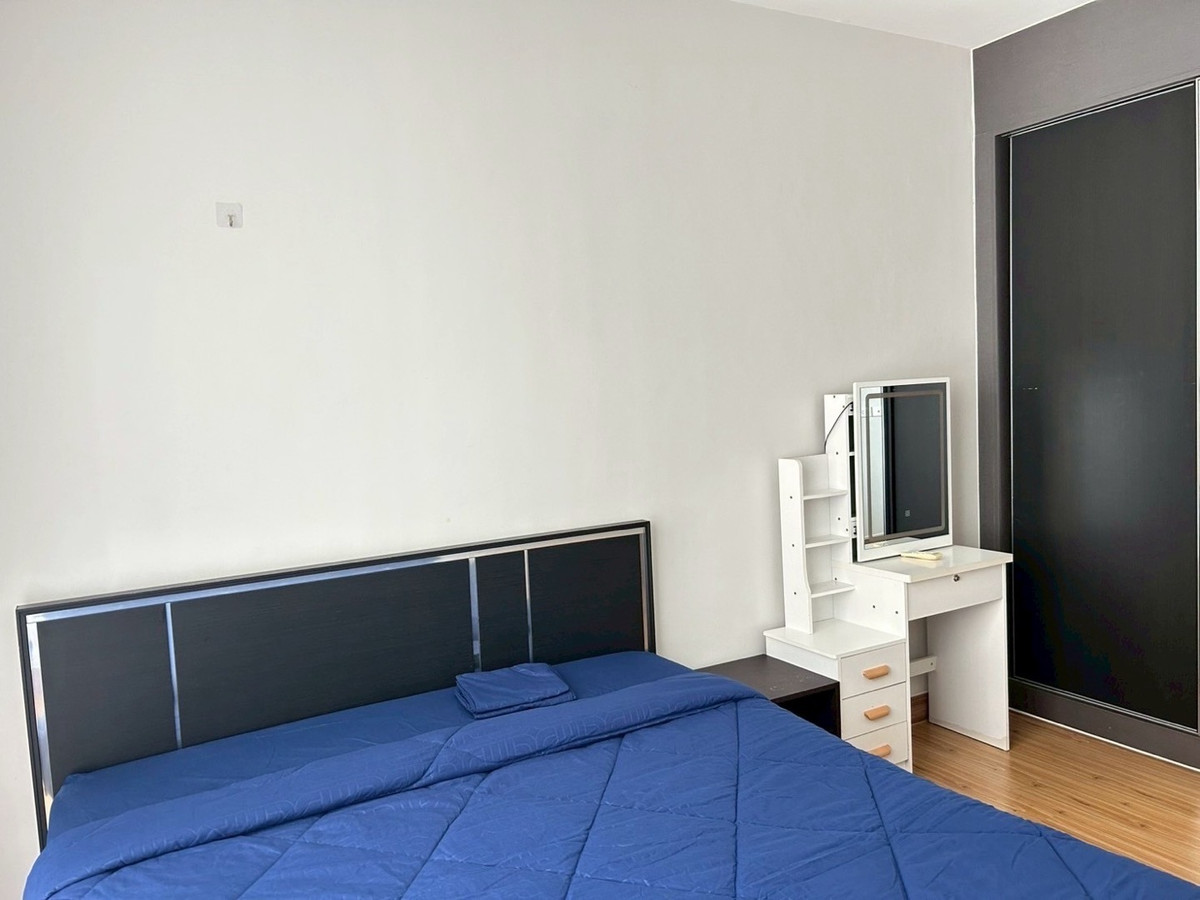 For RentCondoThaphra, Talat Phlu, Wutthakat : !!Only 180 meters from BTS, special big room, price less than 10,000 baht.