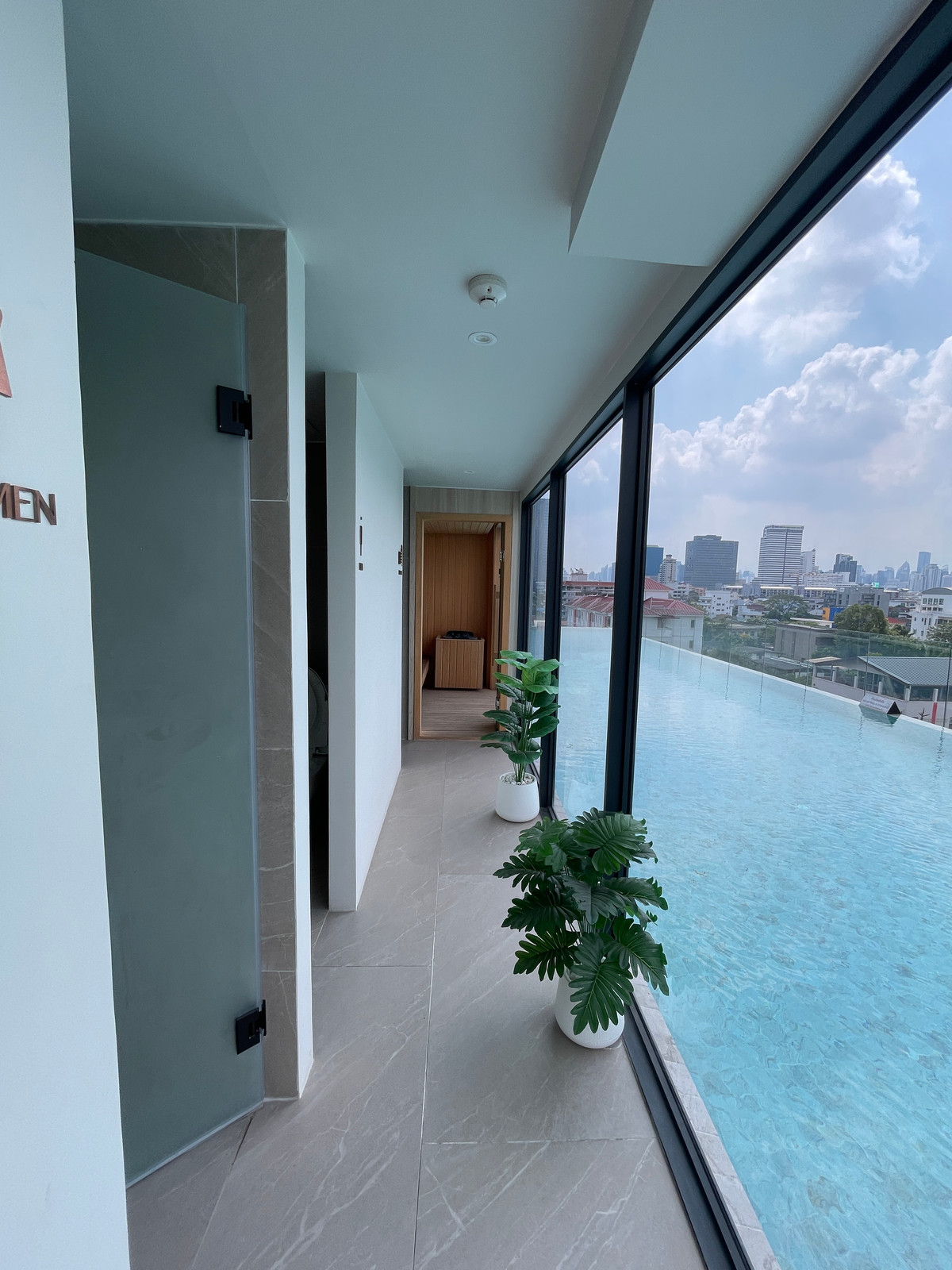 For SaleCondoAri,Anusaowaree : [Urgent sale!] Master Penthouse 89 sq m @Aritier Ari | 150% parking, maximum privacy in Ari! 