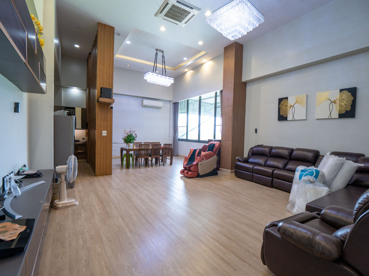 ขายโกดังมหาชัย สมุทรสาคร : ขาย ที่ดิน พร้อมอาคารโกดัง คลังสินค้า โรงงาน กระทุ่มแบน สมุทรสาคร ทำเลดี สภาพดีมาก ลดจาก 30 ล้าน ขายเพียง 25 ล้านเท่านั้น