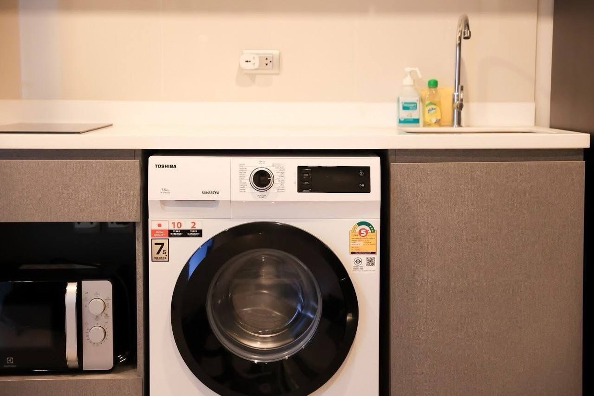 ให้เช่าคอนโดพระราม 9 เพชรบุรีตัดใหม่ RCA : #R9580  🎉 090369 ให้เช่าคอนโด Life Asoke Hype (รหัสเดิม R7302)