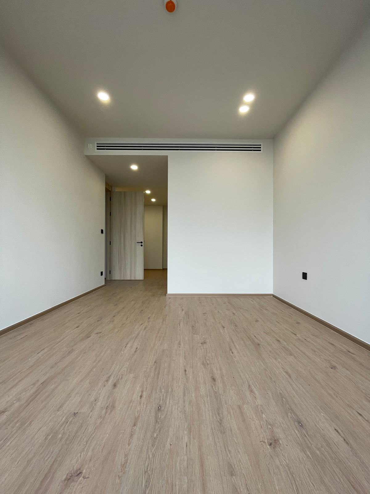 For SaleCondoAri,Anusaowaree : [Urgent sale!] Master Penthouse 89 sq m @Aritier Ari | 150% parking, maximum privacy in Ari! 