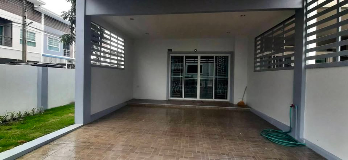 ขายทาวน์โฮมพัทยา บางแสน ชลบุรี สัตหีบ : ทาวน์โฮม หมู่บ้าน พรเทพ การ์เด้น วิลล์ 9 / 3 ห้องนอน (ขาย), Townhome Pornthep Garden Ville 9 / 3 Bedrooms (FOR SALE) BEWN109