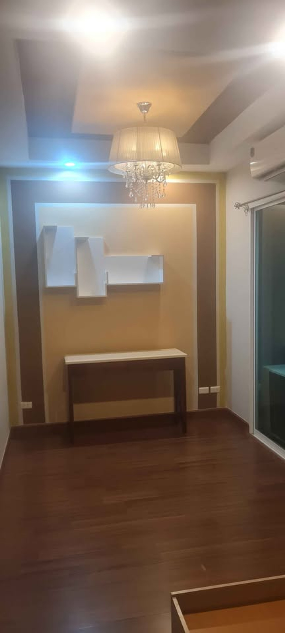 ให้เช่าทาวน์โฮมพระราม 5 ราชพฤกษ์ บางกรวย : ให้เช่าทาวน์โฮม พลีโน่ พระราม5-ปิ่นเกล้า เฟอร์นิเจอร์ครบ พร้อมเข้าอยู่ ทำเลใกล้เมือง ปิ่นเกล้า ราชพฤกษ์ ใกล้ กฟผ.  ใกล้รถไฟฟ้าแด'