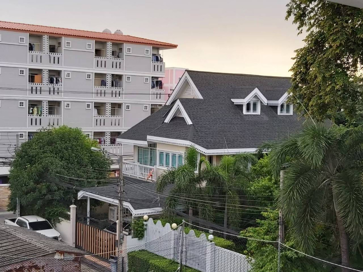 ขายบ้านบางนา แบริ่ง ลาซาล : บ้านเดี่ยว ซอยแบริ่ง 26 / 4 ห้องนอน (ขาย), Single house Soi Bearing 26 / 4 Bedrooms (FOR SALE) YOK098