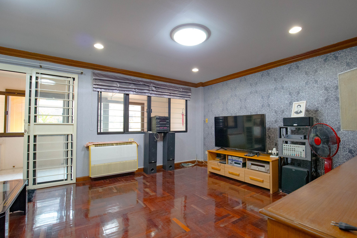 For RentTownhomePattanakan, Srinakarin : 🏡✨ Big house, lots of usable space, Warathorn Ville Village, Phatthanakan 44💢🏡