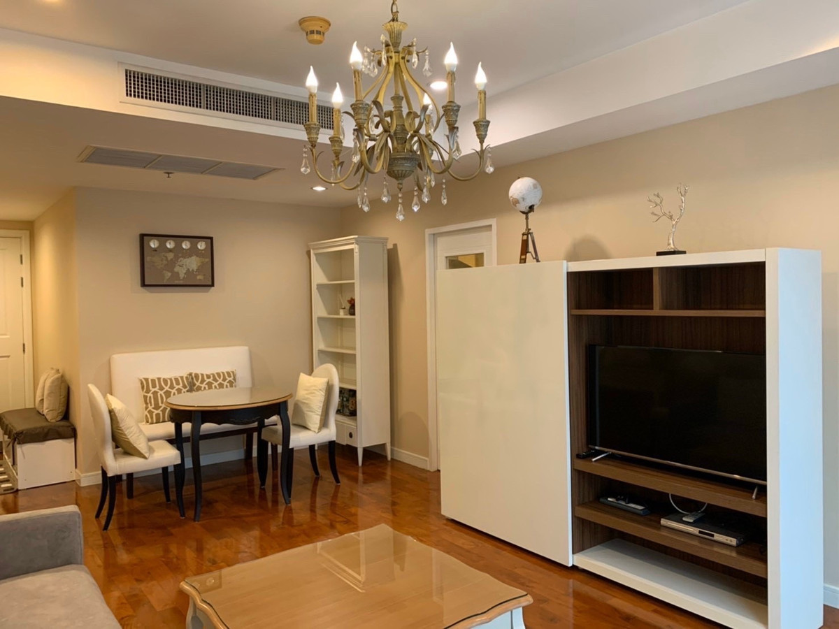 For RentCondoSukhumvit, Asoke, Thonglor : Condo for rent, Baan Siri 24, near BTS Phrom Phong, beautiful room, good price, ready to move in.