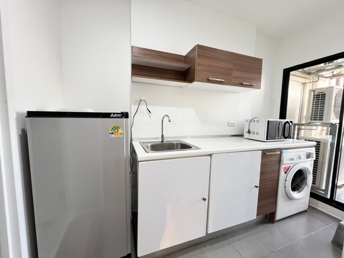 ให้เช่าคอนโดบางซื่อ วงศ์สว่าง เตาปูน : [ปล่อยเช่า ] คอนโด เดอะทรี อินเตอร์เชนจ์ | 𝗧𝗛𝗘 𝗧𝗥𝗘𝗘 𝗜𝗡𝗧𝗘𝗥𝗖𝗛𝗔𝗡𝗚𝗘  [ 2ห้องนอน2ห้องน้ำ 58 ตรม.]