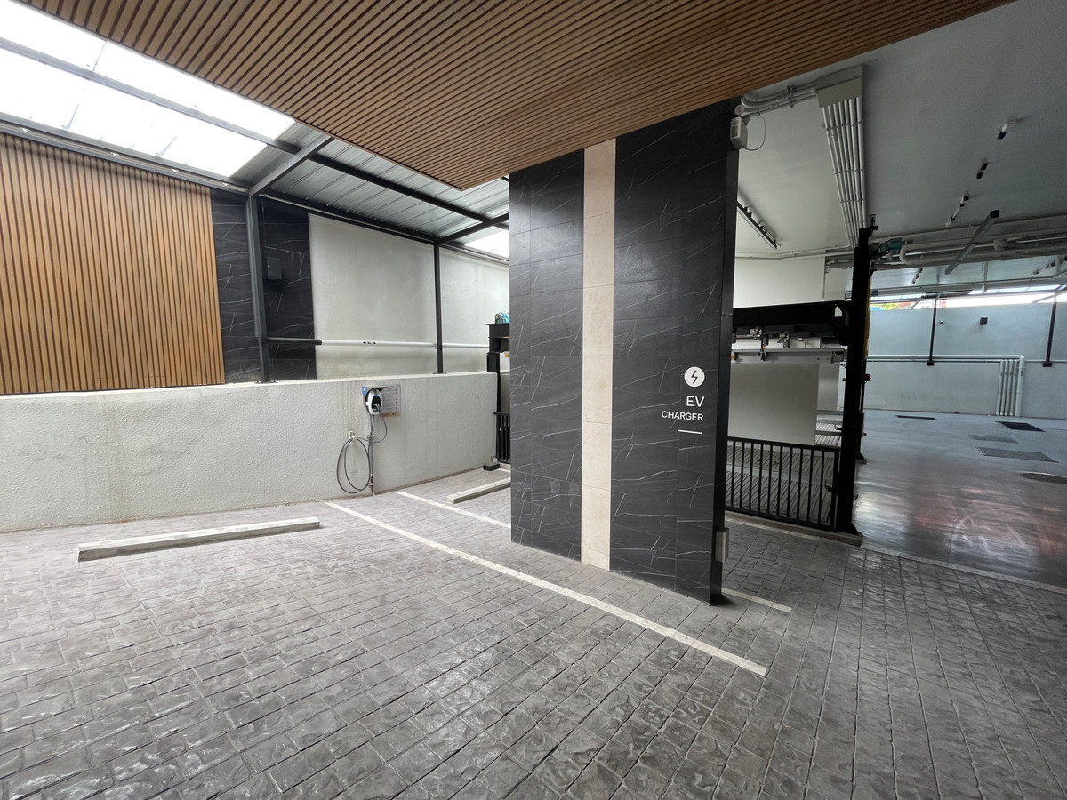 For SaleCondoAri,Anusaowaree : [Urgent sale!] Rare Item in the heart of Ari @Aritier Ari | Penthouse 75 sq m., 150% parking, highest level of privacy! Experience a superior life in the area. 