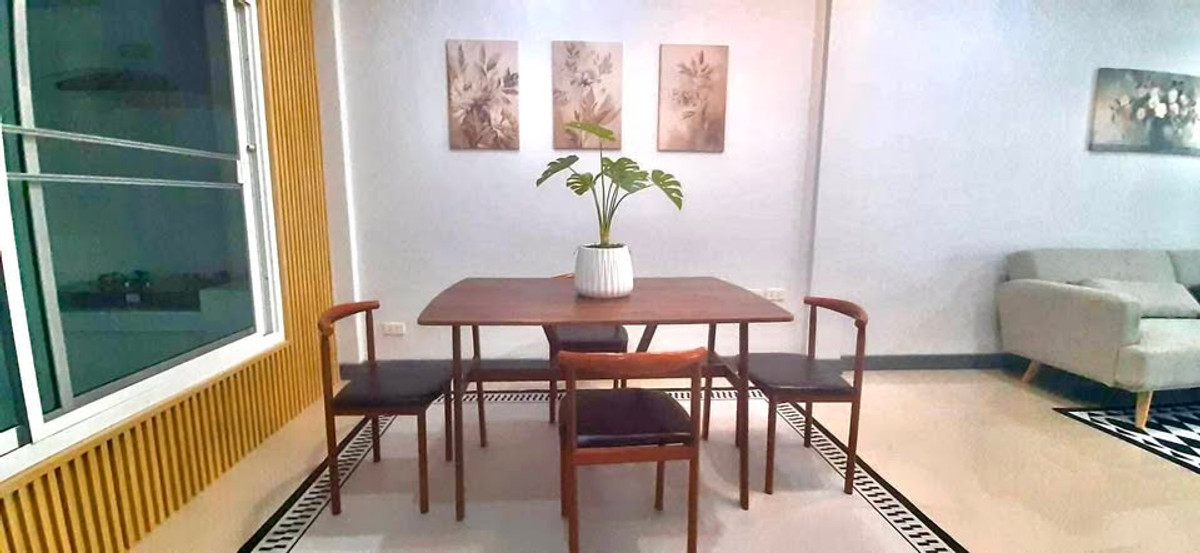 ขายทาวน์โฮมพัทยา บางแสน ชลบุรี สัตหีบ : ทาวน์โฮม หมู่บ้าน พรเทพ การ์เด้น วิลล์ 9 / 3 ห้องนอน (ขาย), Townhome Pornthep Garden Ville 9 / 3 Bedrooms (FOR SALE) BEWN109