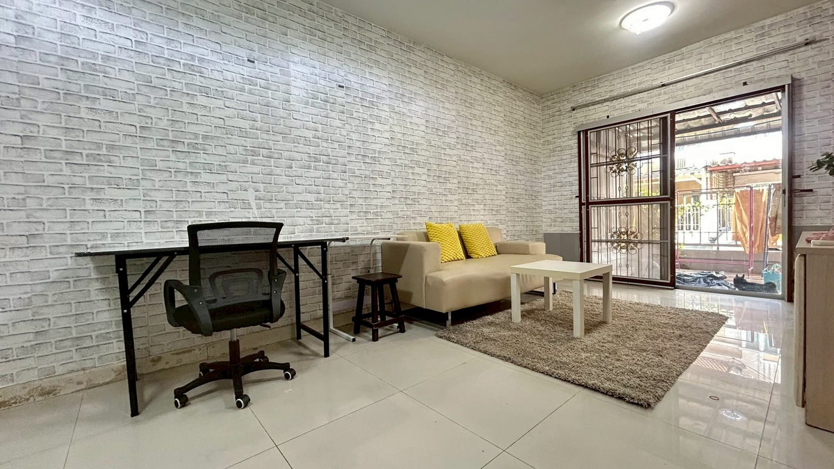 For RentTownhomePathum Thani,Rangsit, Thammasat : ME2500841 Urgent for rent!!! 2-story townhome, Pruksa Ville 16 Rangsit-Ongkharak, near Dream World.