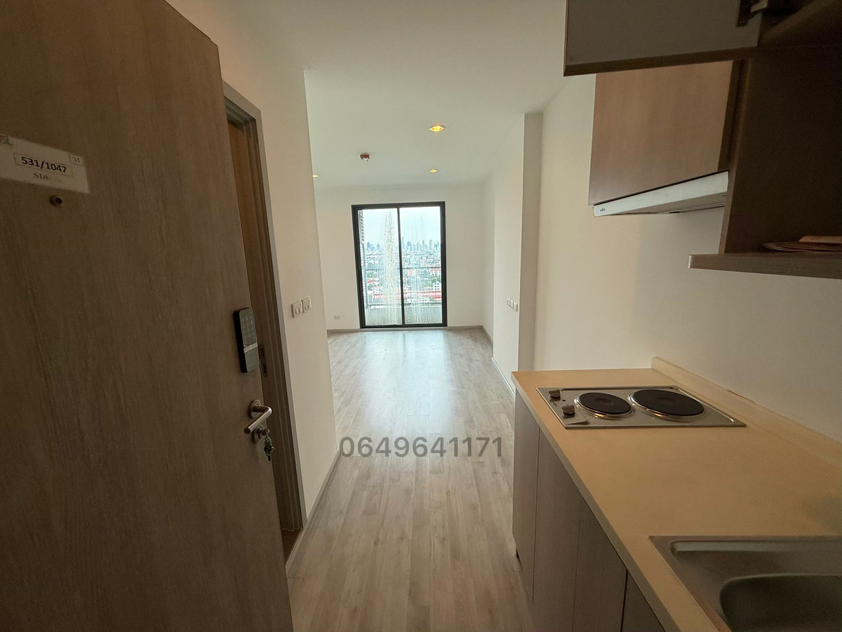 For SaleCondoPinklao, Charansanitwong : For sale Ideo Mobi Charan-Interchange, size 21 sq m, studio type, empty room, never occupied.