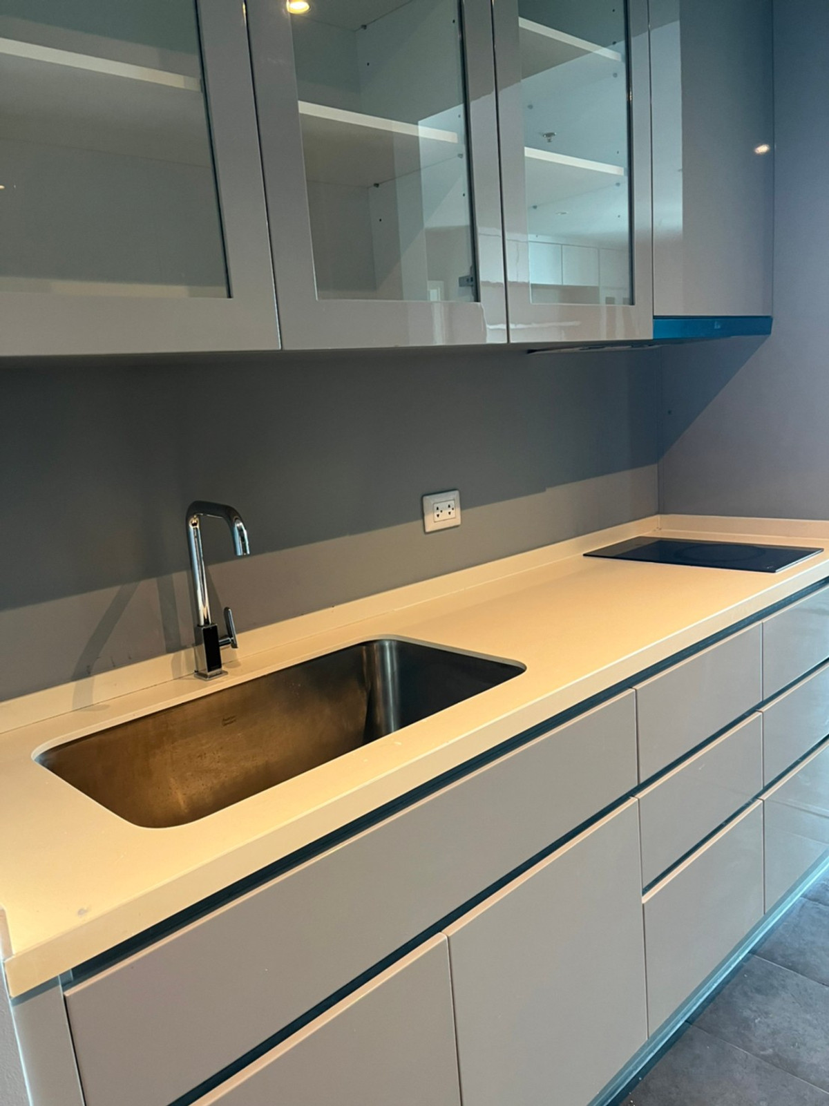 ให้เช่าคอนโดพระราม 9 เพชรบุรีตัดใหม่ RCA : คอนโดใหม่ 2ห้องนอน 72sqmให้เช่าใกล้MRTพระราม ราคา28,000บาท ต่อเดือน