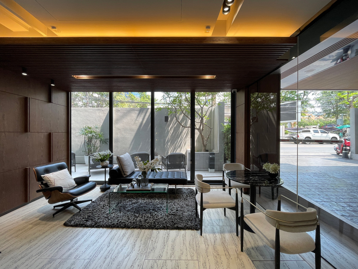 For SaleCondoAri,Anusaowaree : [Urgent sale!] Rare Item in the heart of Ari @Aritier Ari | Penthouse 75 sq m., 150% parking, highest level of privacy! Experience a superior life in the area. 