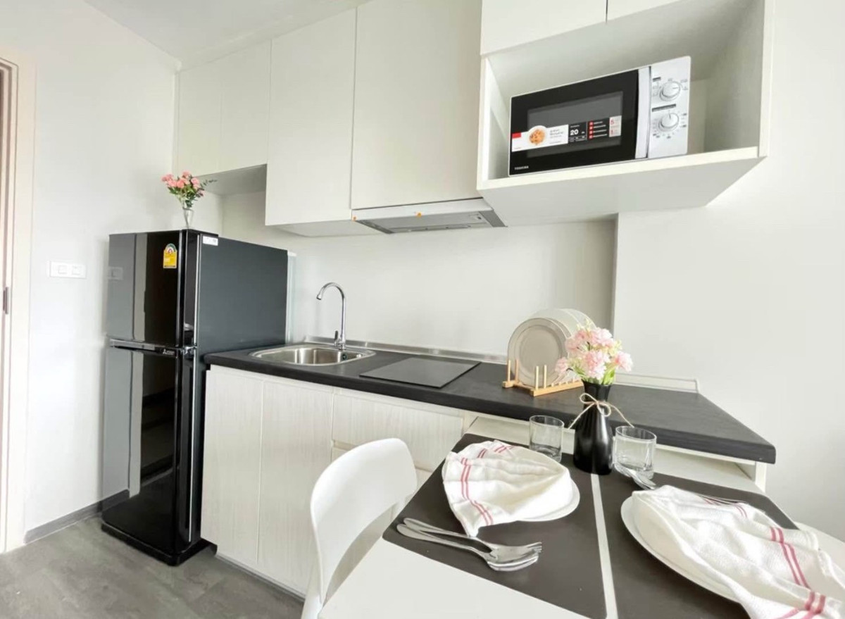 For RentCondoPattanakan, Srinakarin : For rent: Rich Park@Triple Station Rama 9.